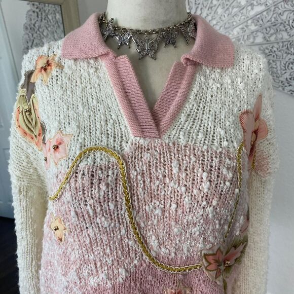 White Pink Vintage Chunky Coquette Flower Pearl Embroidered Collared Sweater M - Picture 5 of 8